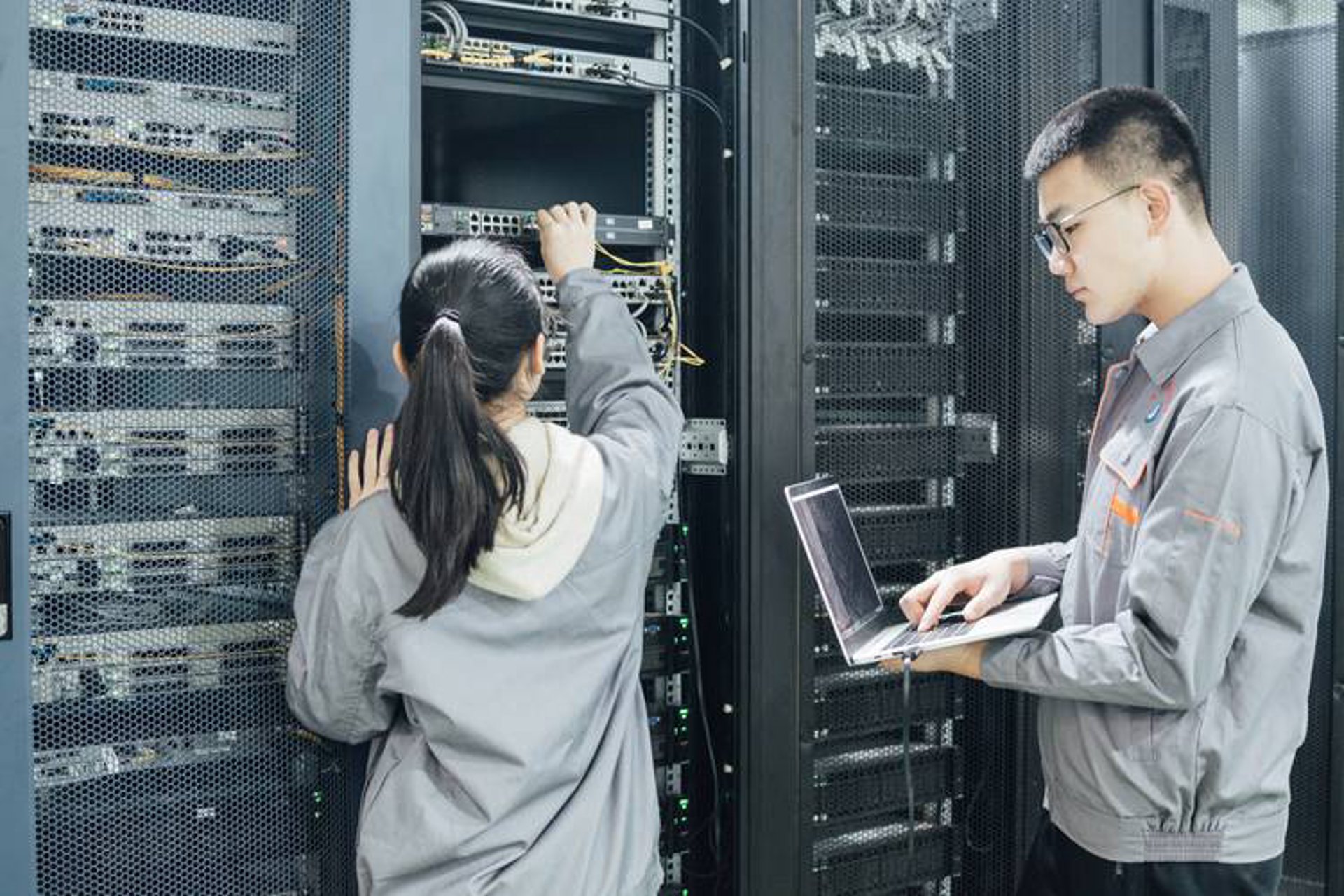 亿萤网络科技